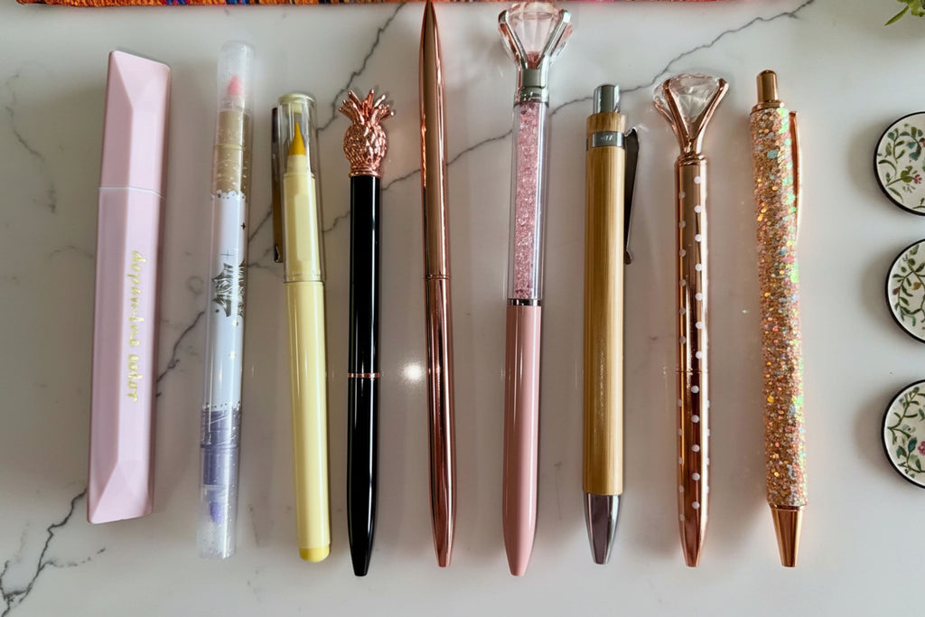 Golden Kiss Stationery Collection  | Bookmark Stationery